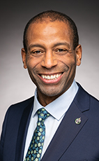 Photo - L’hon. Greg Fergus - Cliquez pour accéder au profil du/de la député(e)