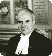 L'honorable Peter Milliken, député Président de la Chambre des communes