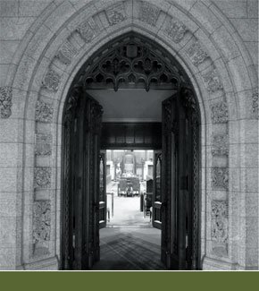 La Porte du Canada donnant accès à la Chambre des communes