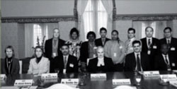 Photo des participants de la séance du Programme d'études des hauts fonctionnaires parlementaires