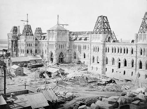 Photo du Parlement en construction, 1863