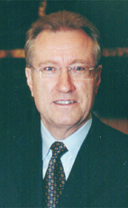 Photo - Hon. Art Eggleton - Click to open the Member of Parliament profile