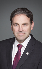 Photo - René Arseneault - Cliquez pour accéder au profil du/de la député(e)