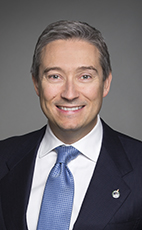 Photo - L'hon. François-Philippe Champagne - Cliquez pour accéder au profil du/de la député(e)