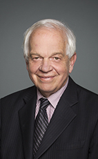 Photo - L'hon. John McCallum - Cliquez pour accéder au profil du/de la député(e)