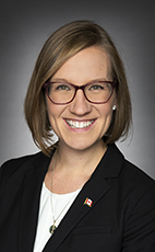 Photo - L'hon. Karina Gould - Cliquez pour accéder au profil du/de la député(e)