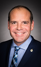 Photo - Chris Lewis - Cliquez pour accéder au profil du/de la député(e)
