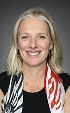 Photo - L’hon. Catherine McKenna - Cliquez pour accéder au profil du/de la député(e)