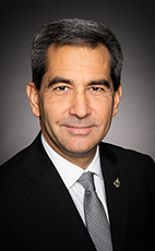 Photo - Pierre Paul-Hus - Cliquez pour accéder au profil du/de la député(e)