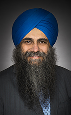 Photo - L'hon. Tim Uppal - Cliquez pour accéder au profil du/de la député(e)