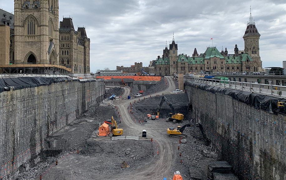 Travaux de démolition et d’élimination pour construire le nouveau Centre d’accueil parlementaire