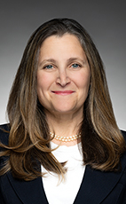 Photo - L’hon. Chrystia Freeland - Cliquez pour accéder au profil du/de la député(e)