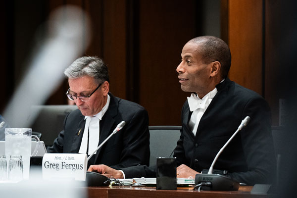 Eric Janse, greffier de la Chambre et l’honorable Greg Fergus, Président de la Chambre des communes