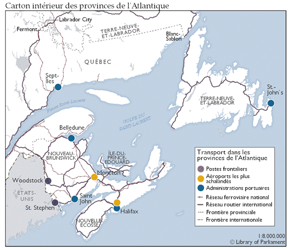Cette carte illustre les composantes du réseau de transport des provinces atlantiques qui tiennent lieu de foyers principaux d’activité commerciale. Les aéroports de fret les plus occupés se trouvent à Moncton et à Halifax, et les principaux postes frontaliers sont ceux de Woodstock et de St. Stephen, à la frontière entre le Nouveau Brunswick et les États Unis. Les principales administrations portuaires qui supervisent le transport maritime sont situées à Belledune et à Saint John (Nouveau Brunswick), à Halifax (Nouvelle Écosse) et à St. John`s (Terre Neuve et Labrador).